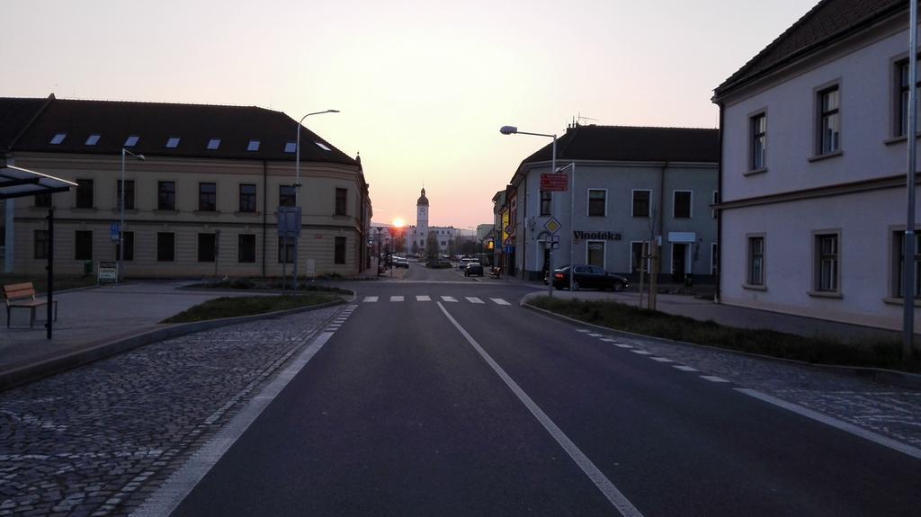 Penzion&Vinný bar Régio Kyjov  Exterior foto