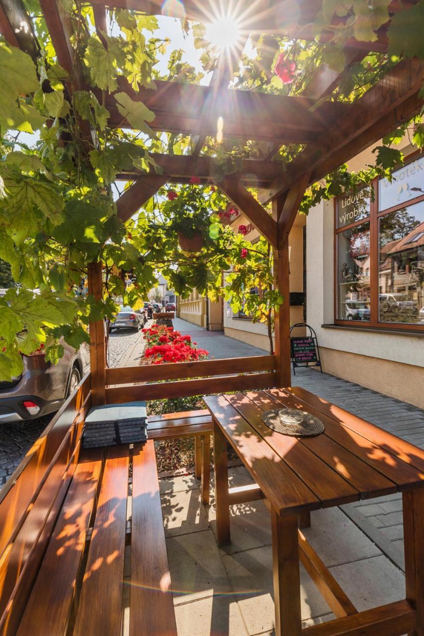 Penzion&Vinný bar Régio Kyjov  Exterior foto